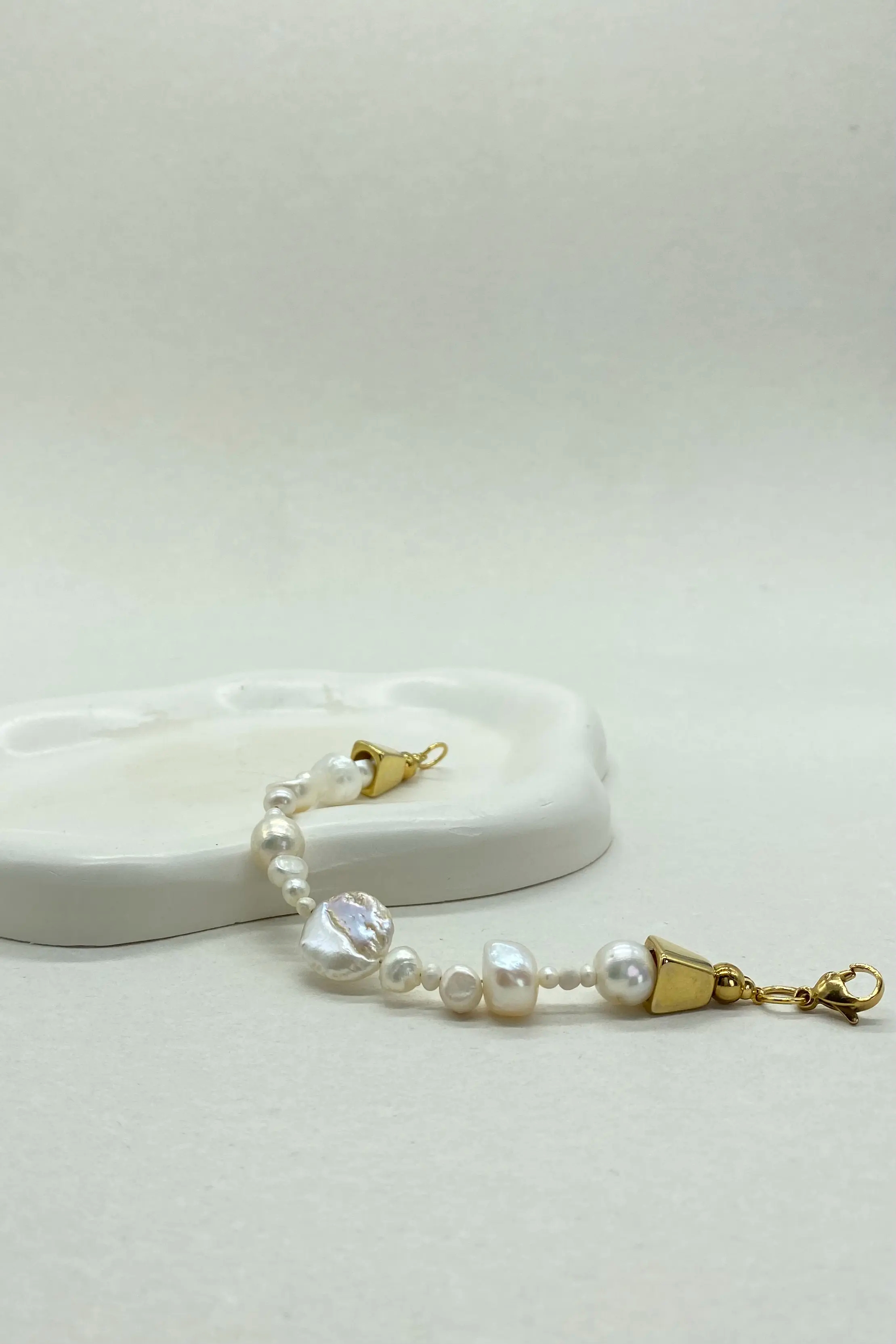 PULSERA SEED Y MONEDA-product-image